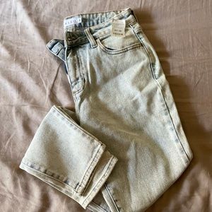 Cello Hi Rise Mom Skinny Jeans, Light Wash Denim